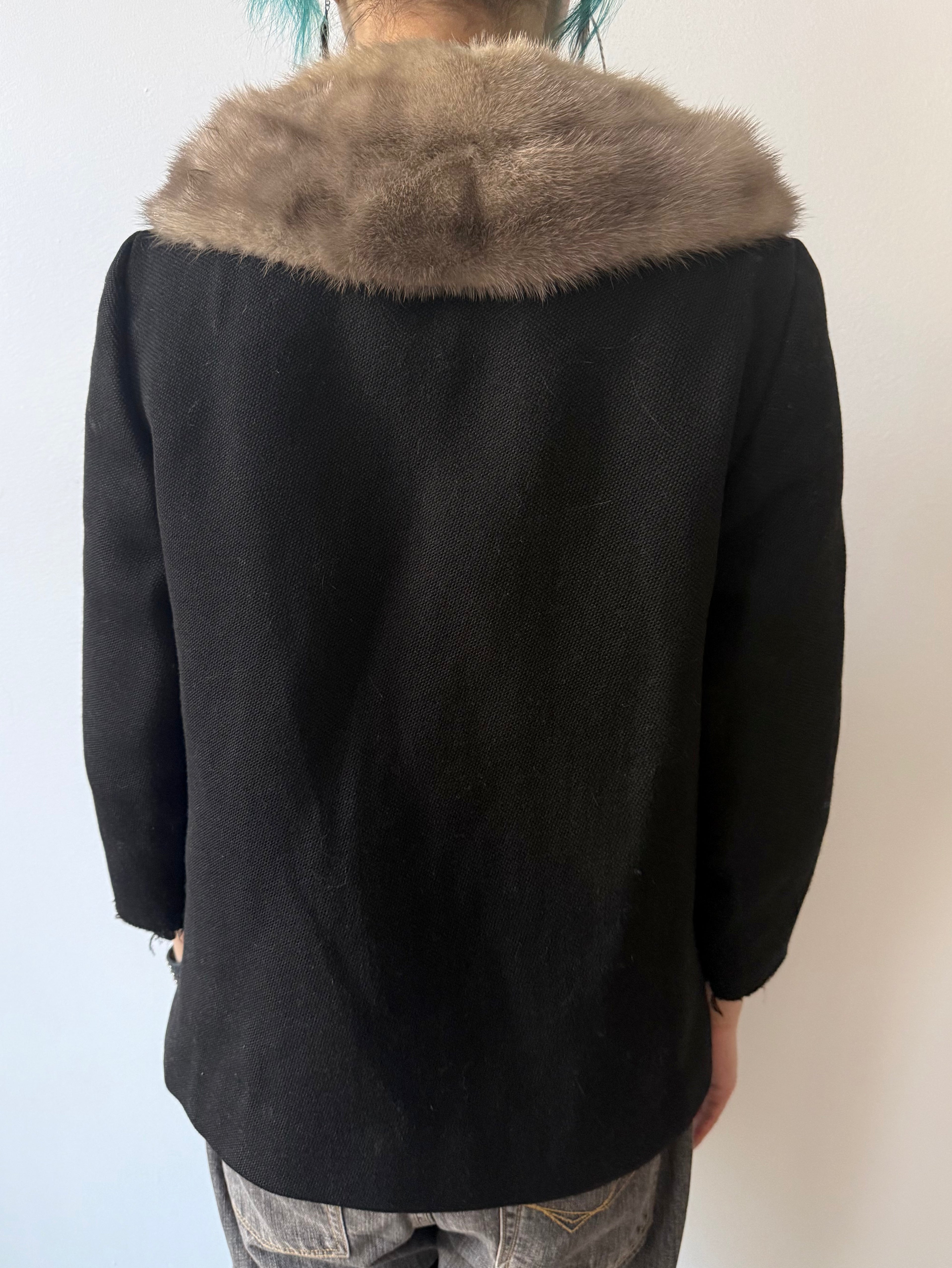 fur collar coat